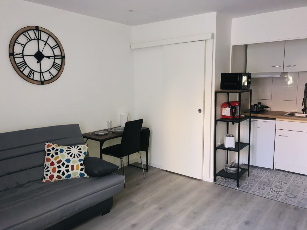Appartement Narbonne 1 pièce(s) 17 m2