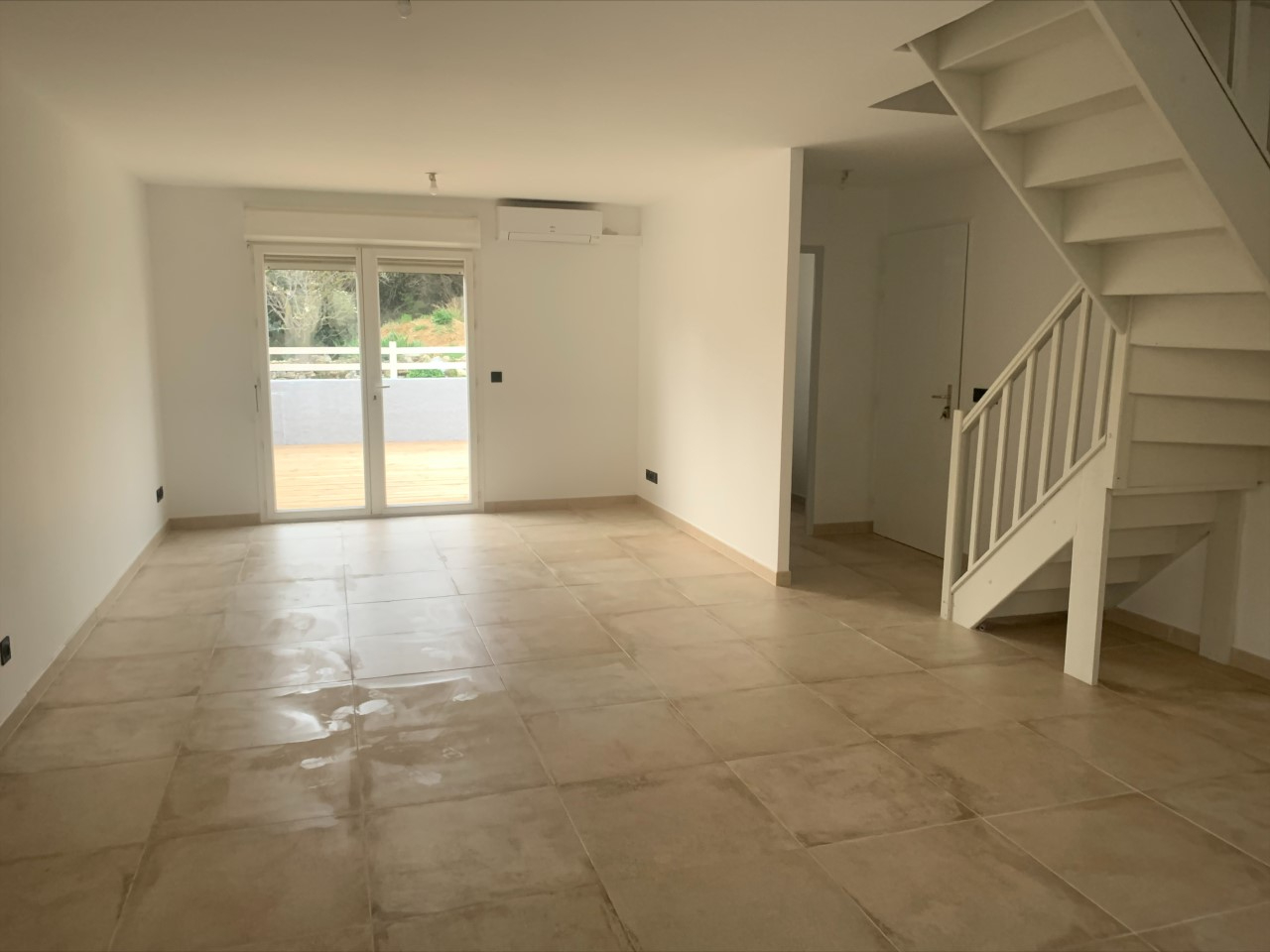 Photo Maison Bages 4 pièce(s) 95 m2 image 2/6