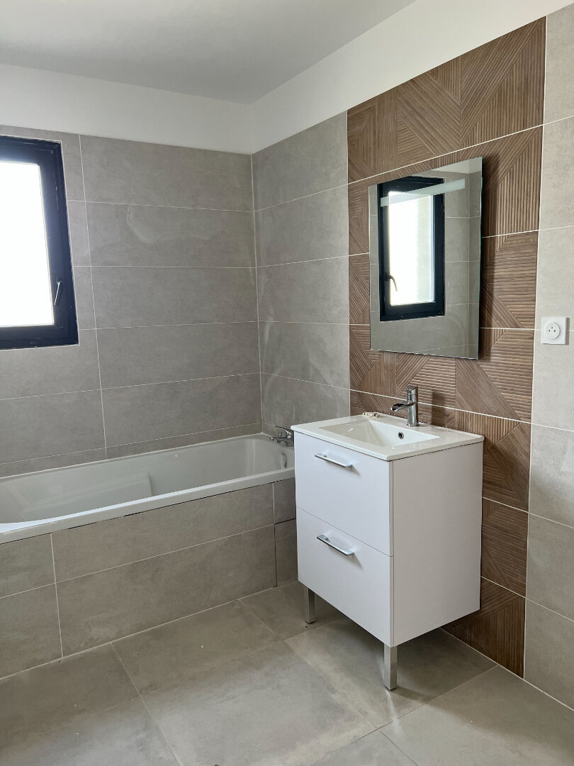 Photo Villa Salleles D Aude 4 pièce(s) 107.20 m2 image 5/6