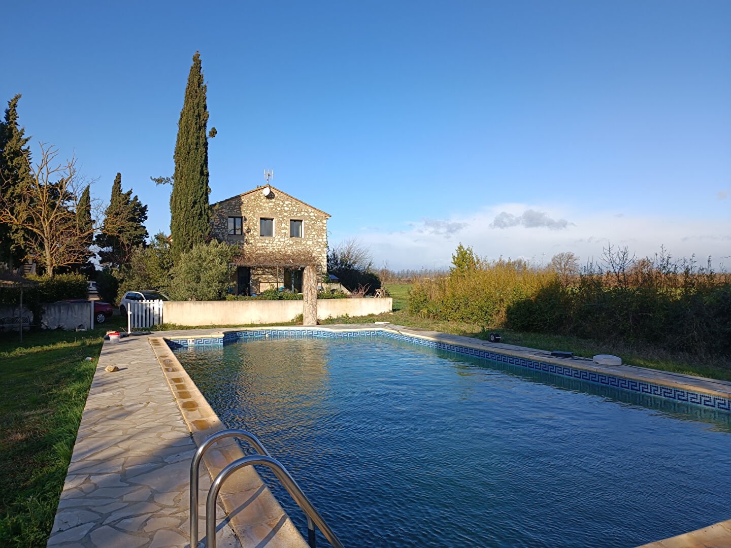 Photo Maison dans domaine aux portes de la ville image 1/6