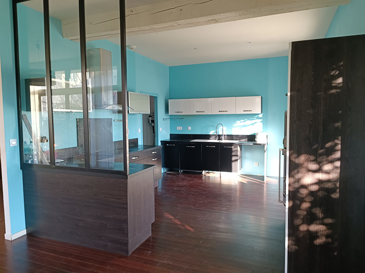 Photo Maison dans domaine aux portes de la ville image 3/6