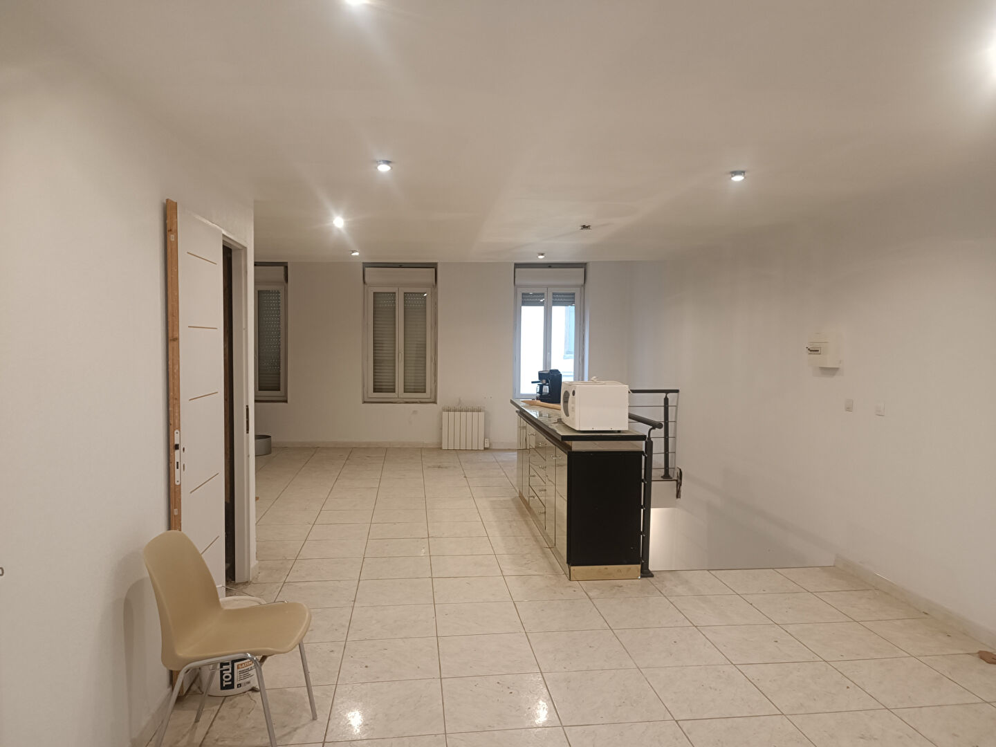 Photo IMMEUBLE image 2/6