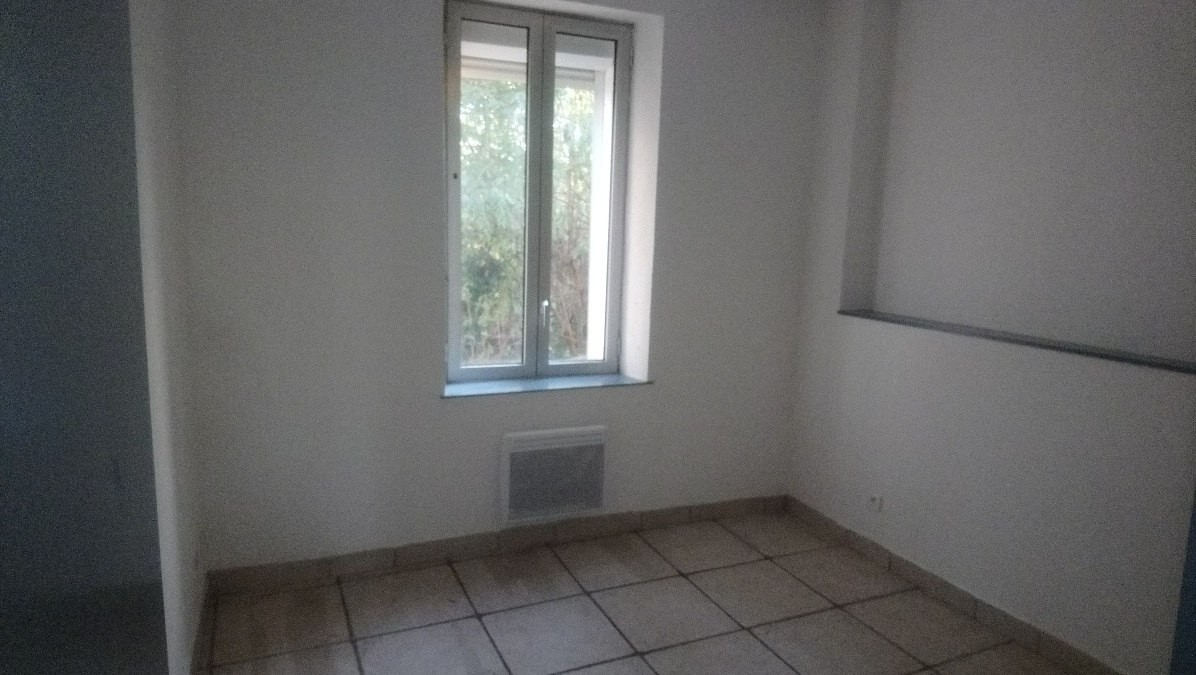 Photo CUXAC D AUDE :Immeuble de rapport 155m2. image 3/6