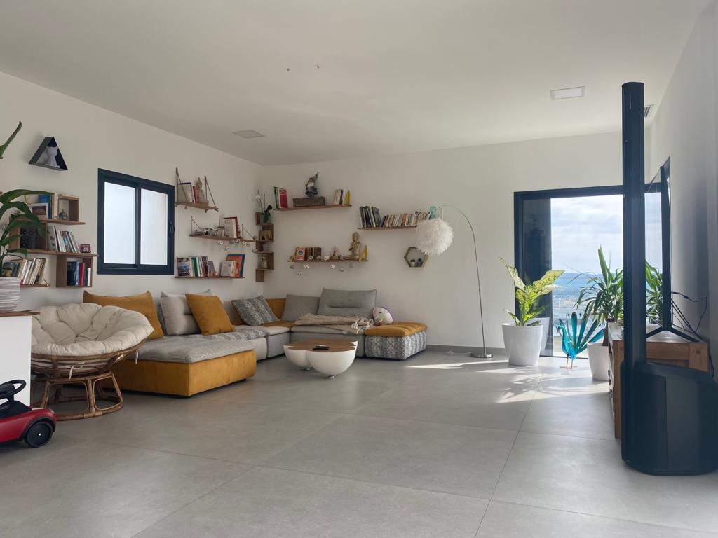 Photo Villa Narbonne 6 pièce(s) 209 m2 image 3/6