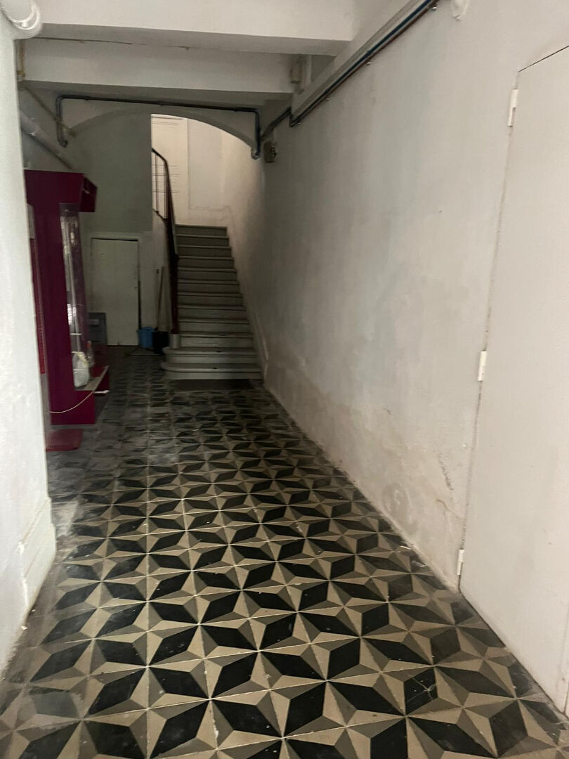 Photo Appartement Narbonne 5 pièce(s) 210 m2 image 3/6