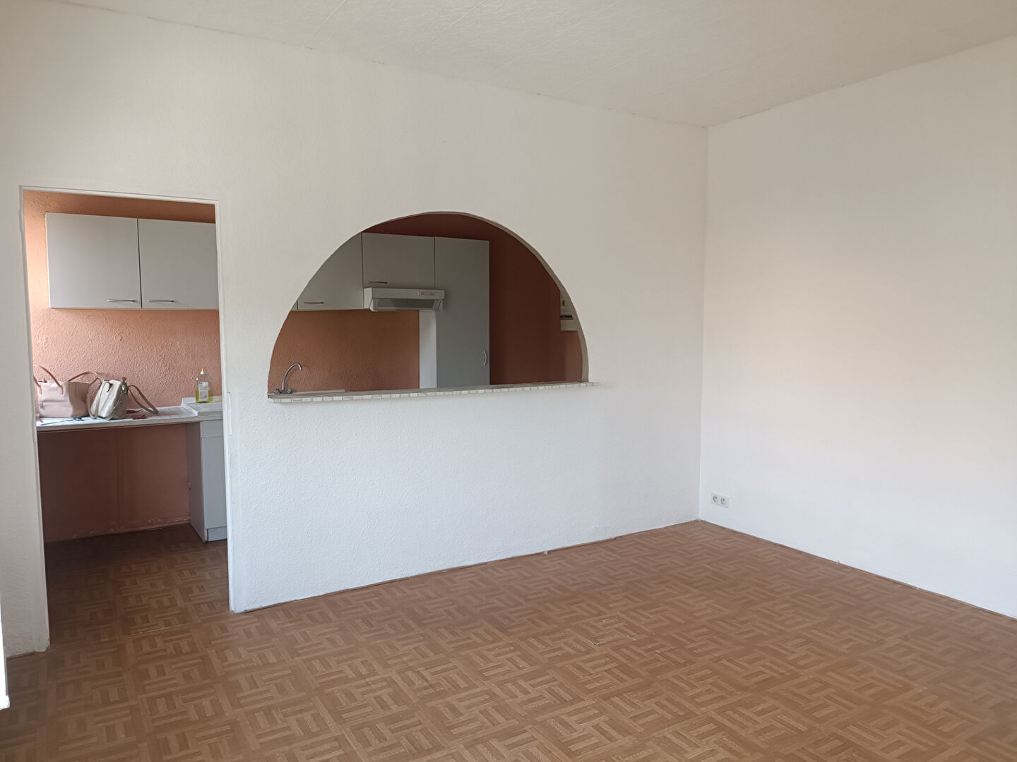 Photo Coursan Appartement T3 62m2 image 2/6