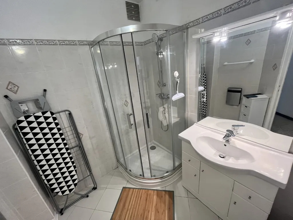 Photo Appartement Narbonne 4 pièce(s) 79 m2 image 5/5