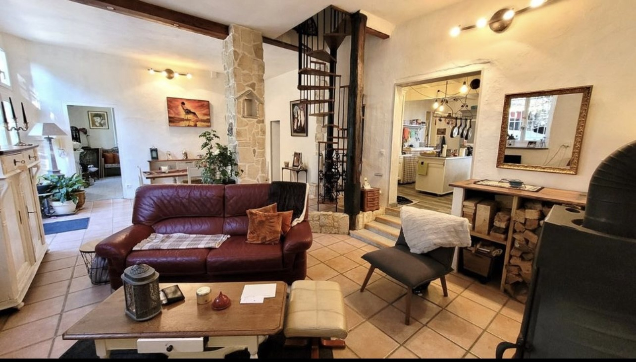 Photo Maison Narbonne 9 pièce(s) 428 m2 image 5/6