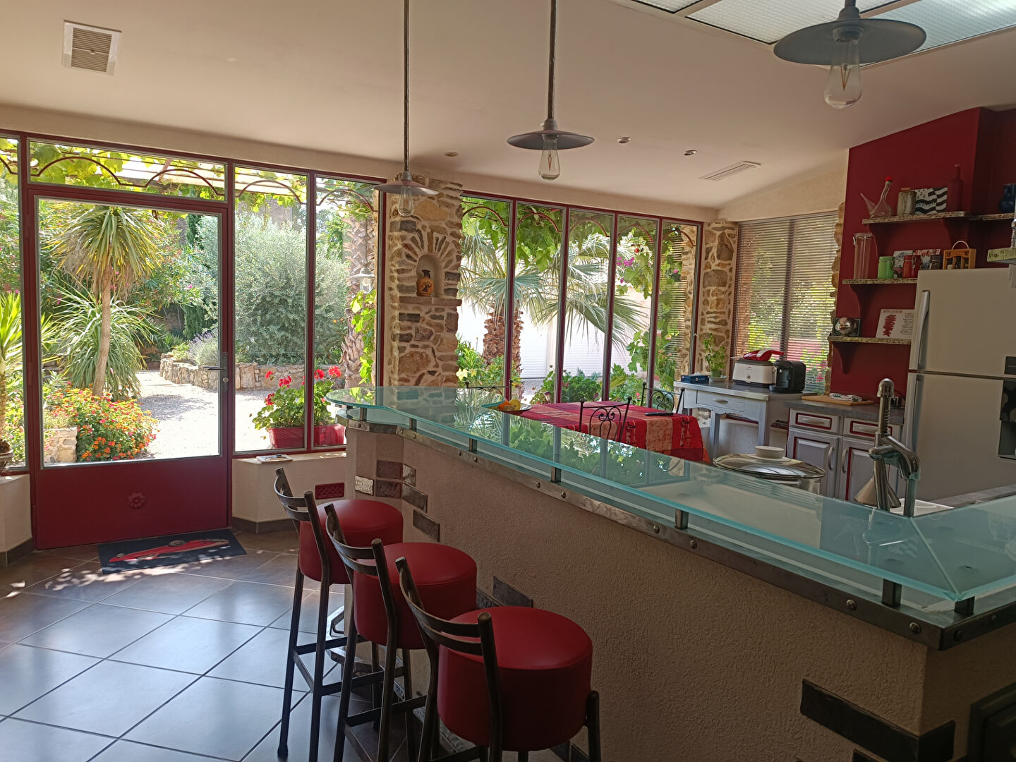 Photo Remise vigneronne atypique image 3/6