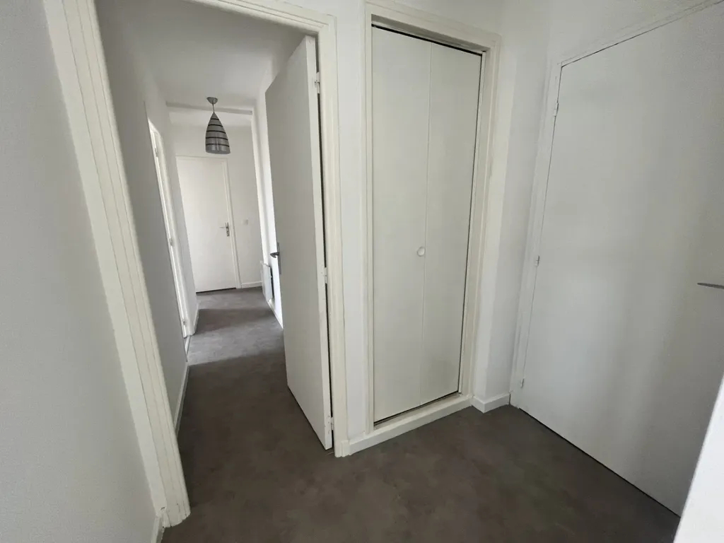 Photo Appartement Narbonne 4 pièce(s) 83 m2 image 3/4