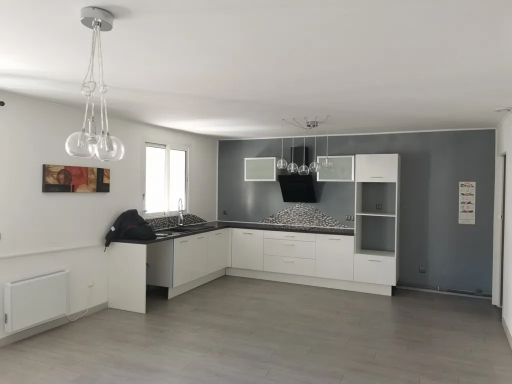 Photo APPARTEMENT T3 image 2/5