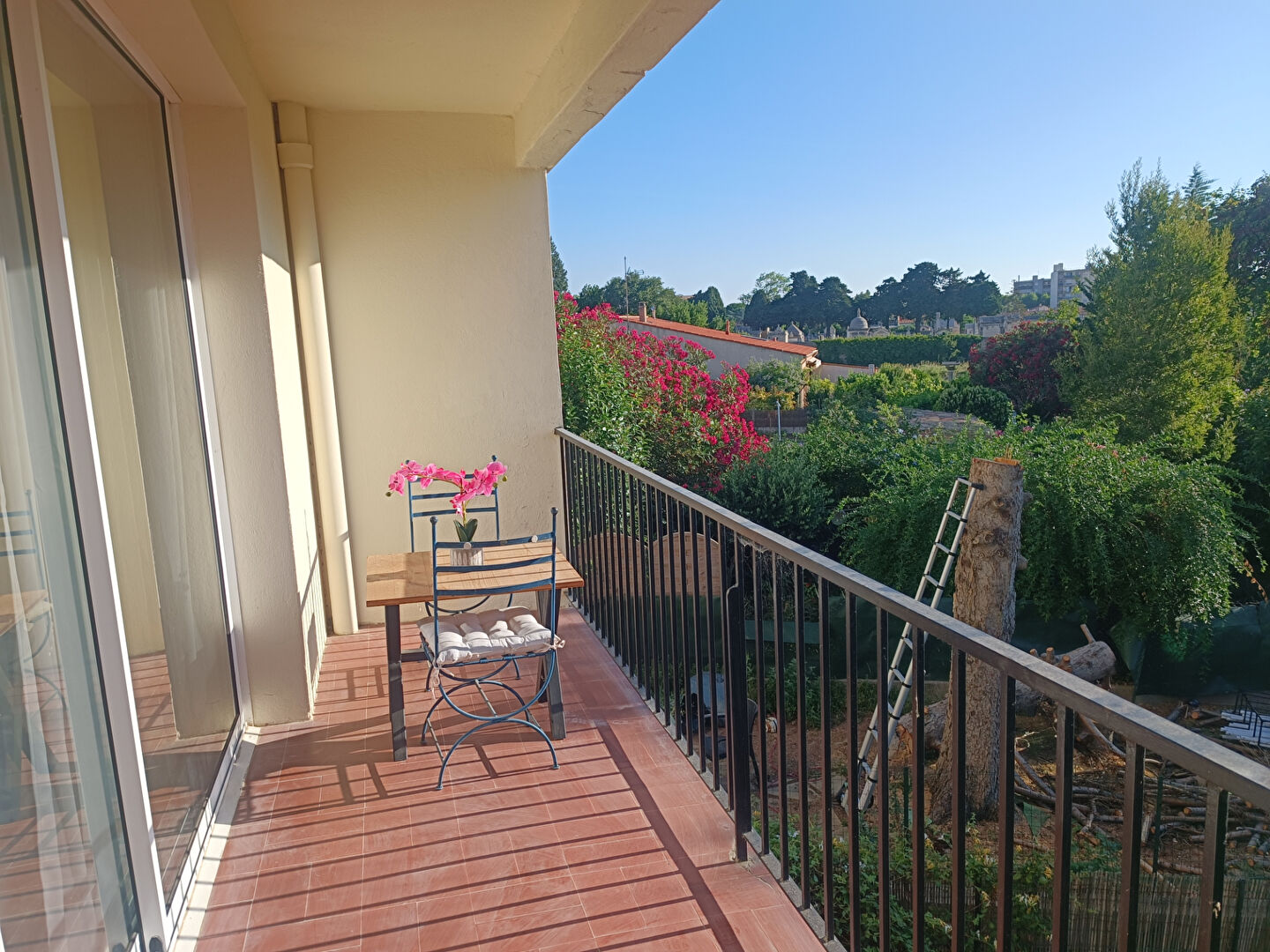 Photo T1 de29m² avec balcon de 9m² image 1/4