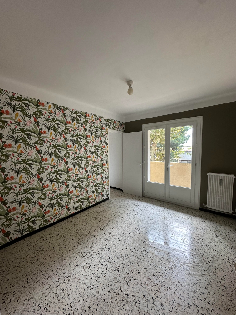 Photo Appartement T4 avec balcon  et parking image 3/6