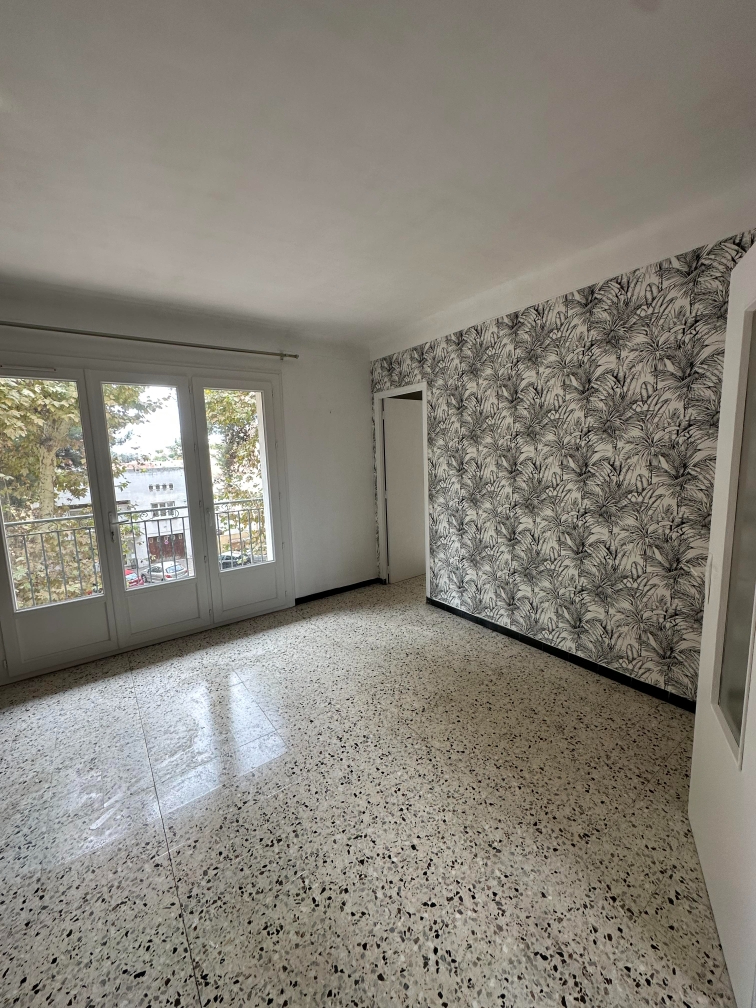 Photo Appartement T4 avec balcon  et parking image 4/6