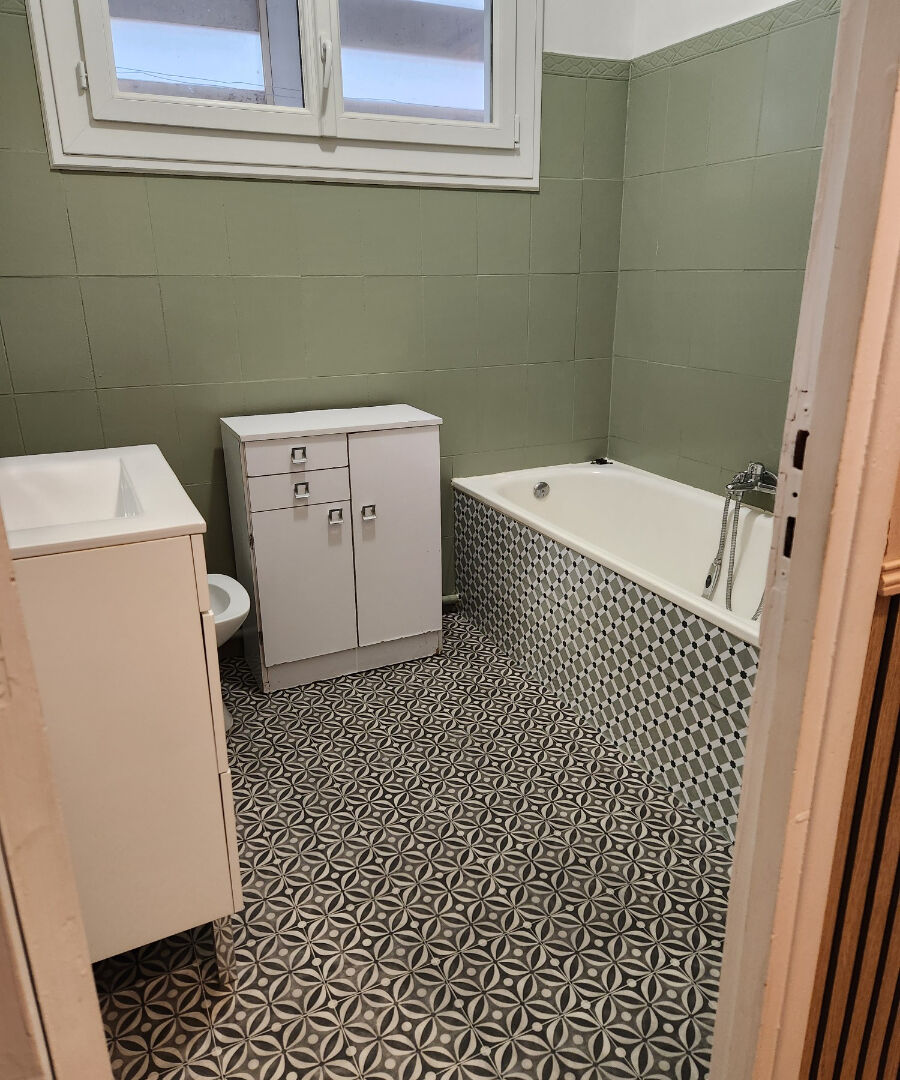 Photo Appartement T4 avec balcon  et parking image 6/6