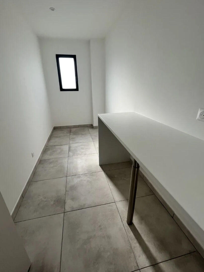 Photo Maison Narbonne 4 pièce(s) 105 m2 image 4/6