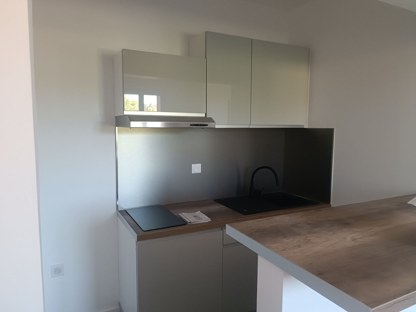 Photo Appartement dans domaine image 2/6