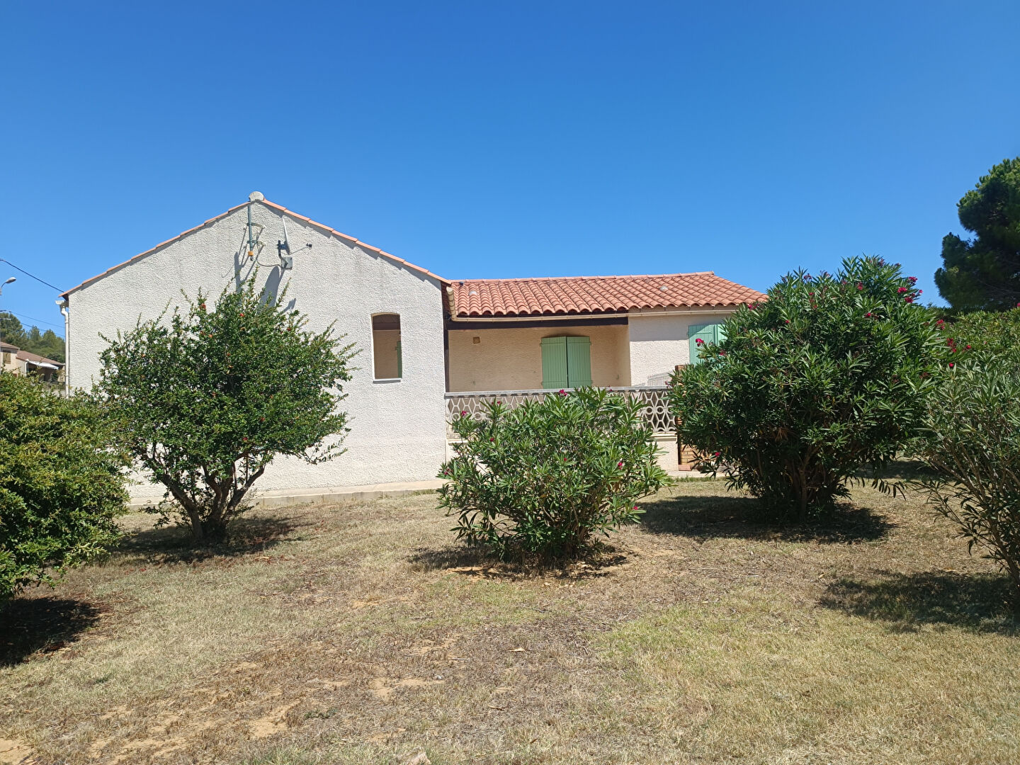 Photo VILLA T5 avec piscine sur 3075m² de terrain image 1/6