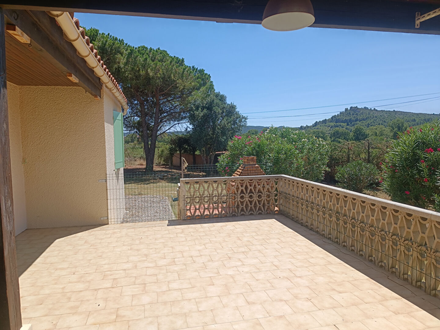 Photo VILLA T5 avec piscine sur 3075m² de terrain image 2/6