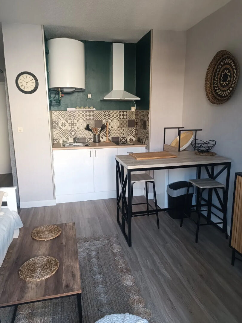 Photo Exclusivité Studio meublé image 3/4