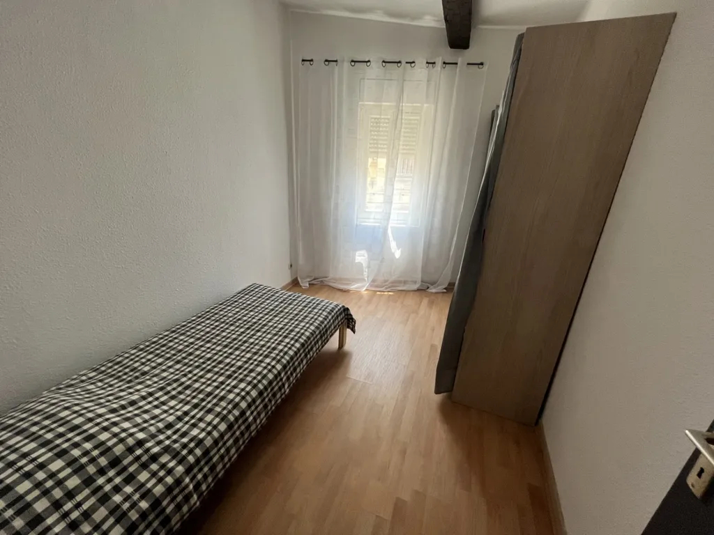 Photo APPARTEMENT DUPLEX MEUBLE image 4/6