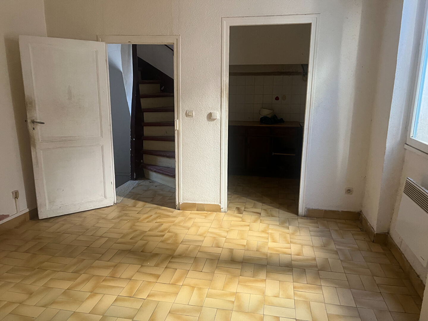 Photo Immeuble Narbonne 5 pièce(s) 70 m2 image 2/6