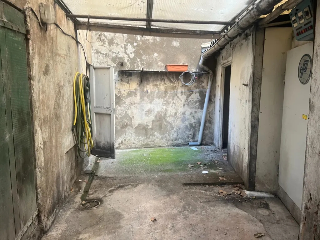 Photo Murs Narbonne 2 pièce(s) image 2/4