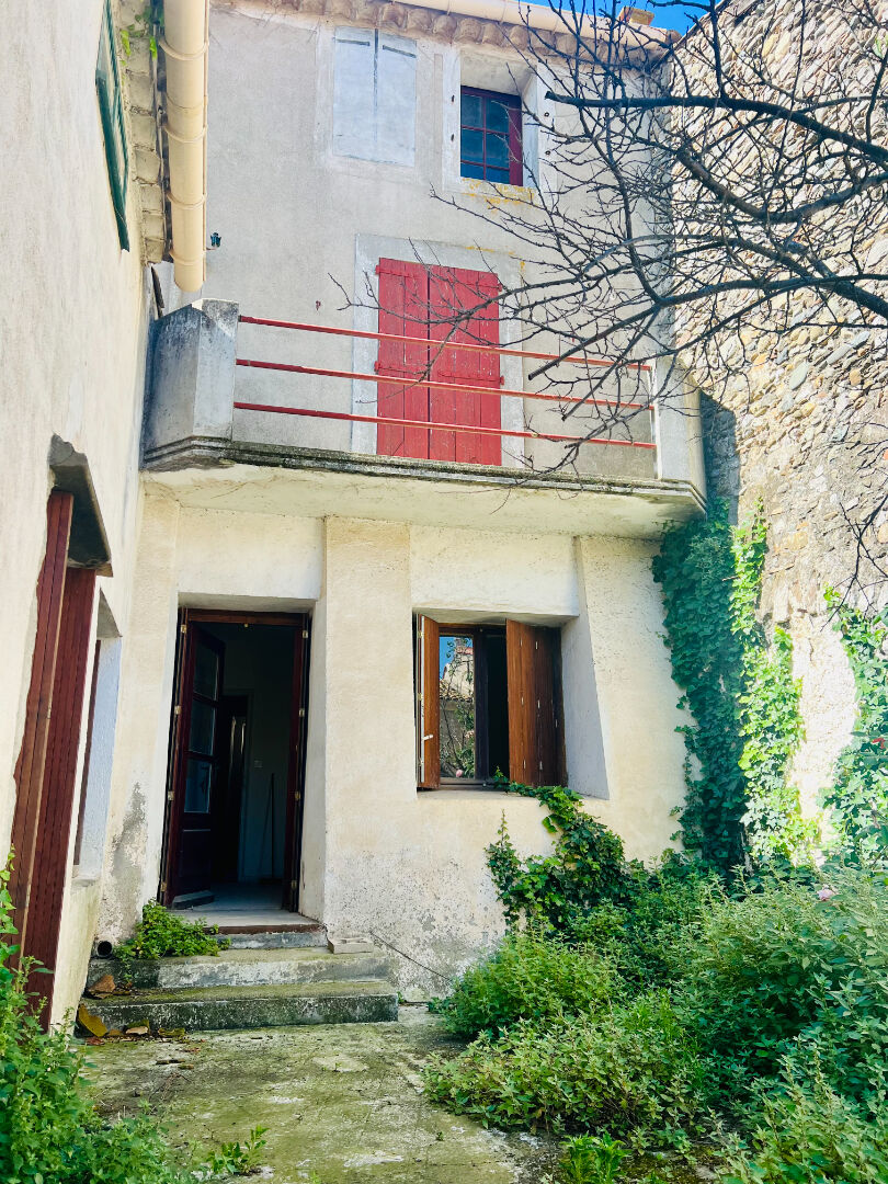 Maison Ginestas 8 pièce(s) 240 m2