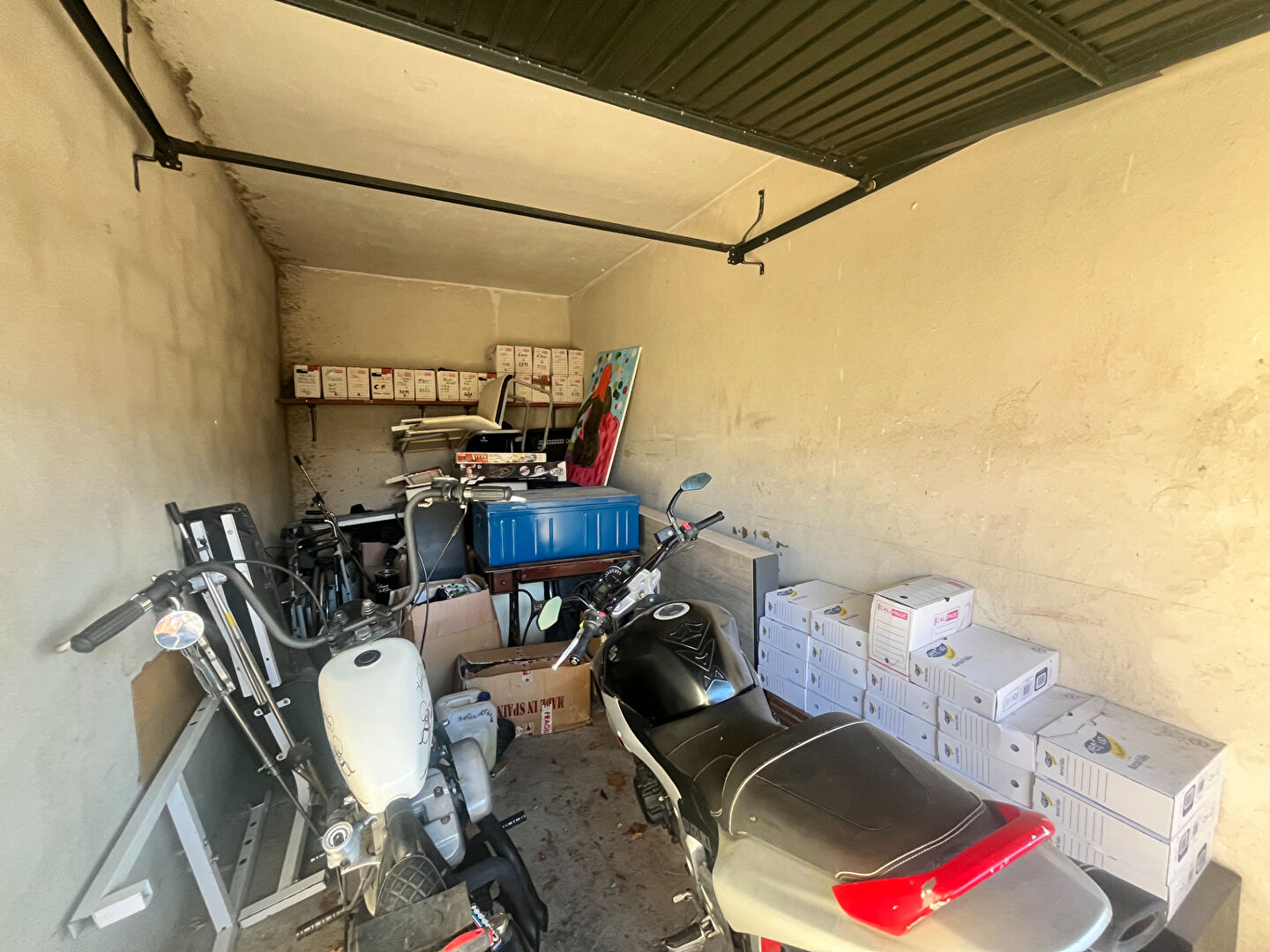 Parking / box Narbonne 13 m2