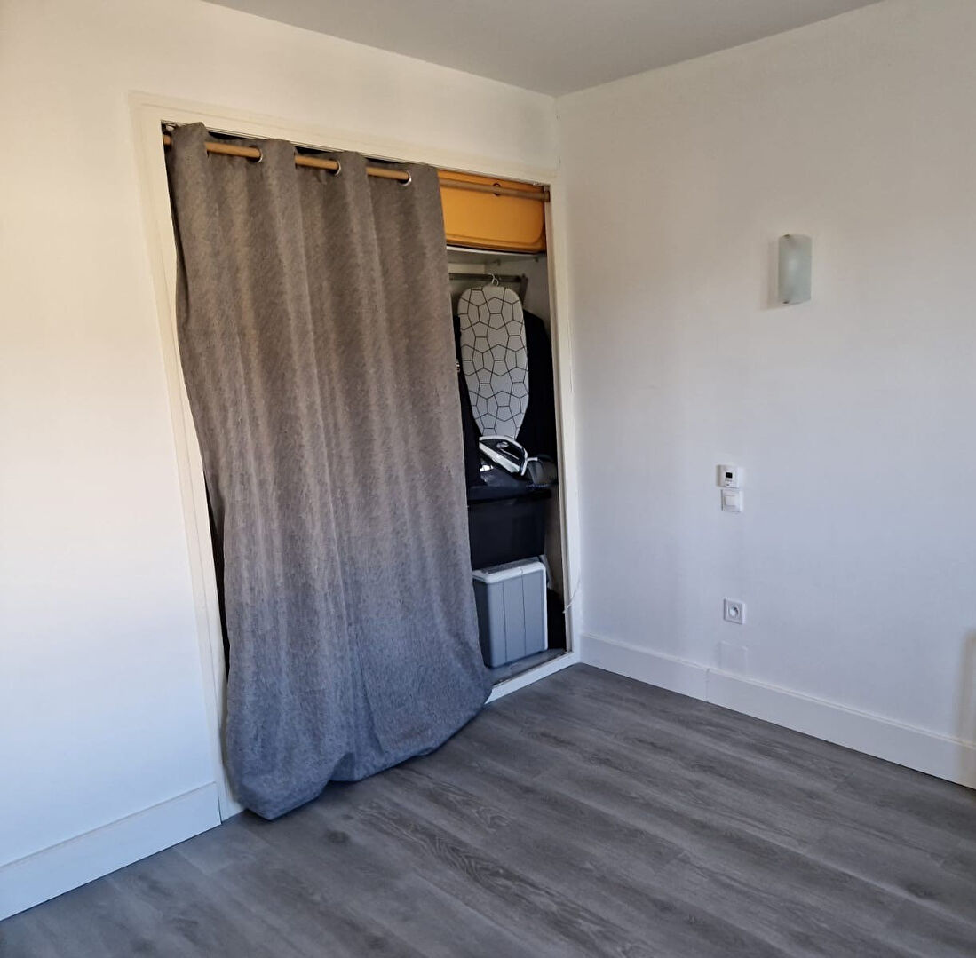 Photo Narbonne maison composée de 2 appartements T3 image 4/6