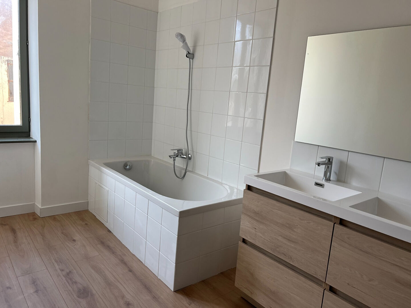 Photo Immeuble Narbonne 283 m2 image 3/6