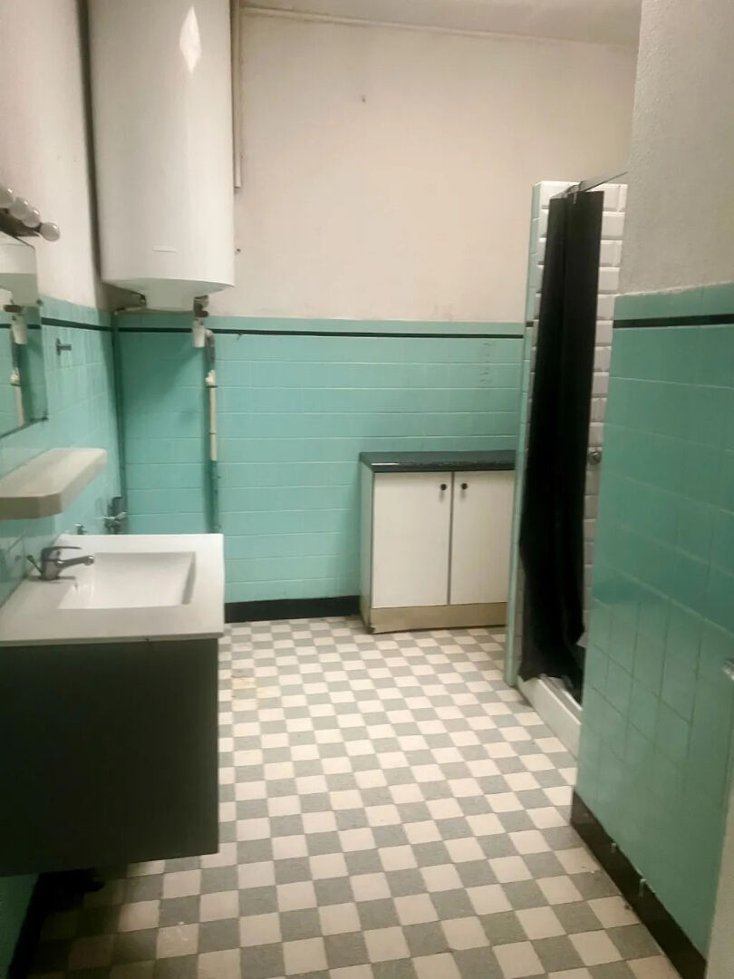 Photo Immeuble Lezignan Corbieres 760 m2 image 3/6