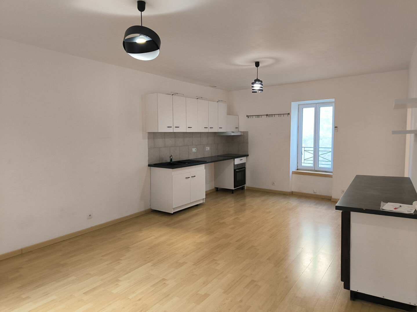 Photo Appartement Narbonne 3 pièce(s) 82 m2 image 1/6