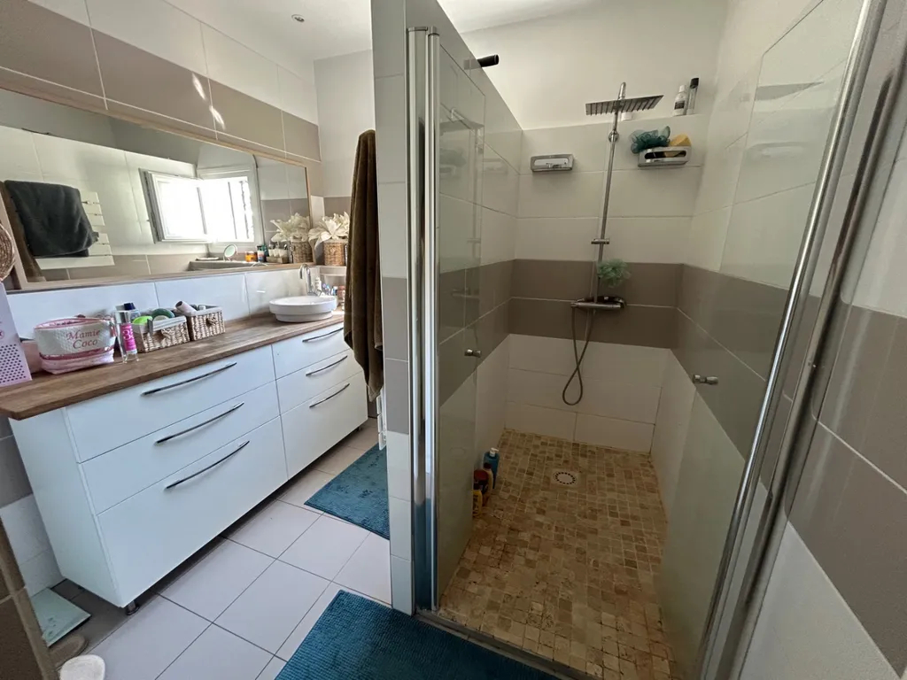 Photo Villa Narbonne 6 pièce(s) 165 m2 image 6/6