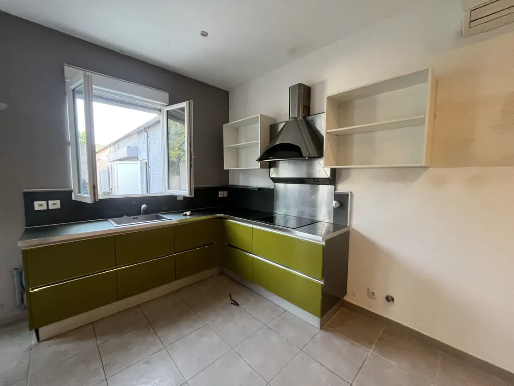 Photo Murs Narbonne 200 m2 et maison image 6/6