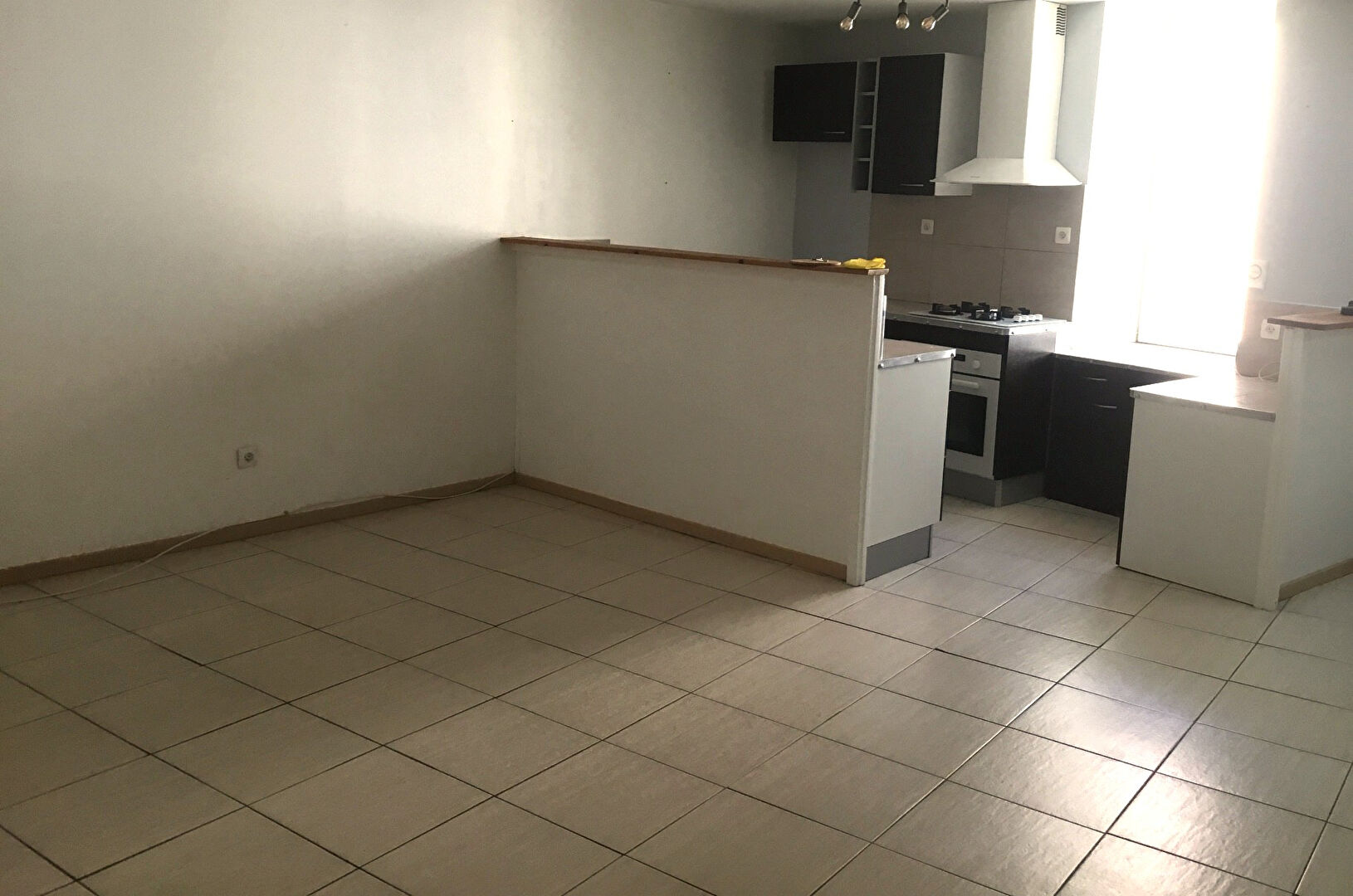 Photo Maison Nevian 3 pièce(s) 90 m2 image 3/6