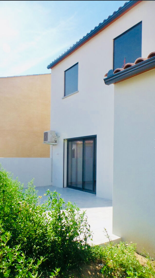 Maison Ouveillan 6 pièce(s) 118.58 m2