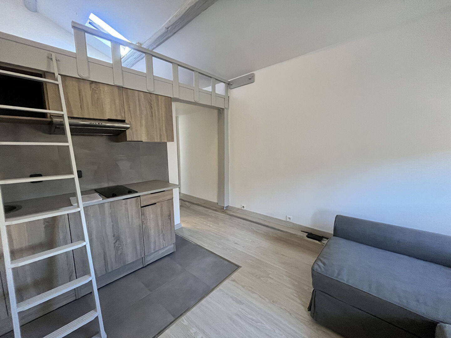 Immeuble Narbonne 8 pièce(s) 130 m2