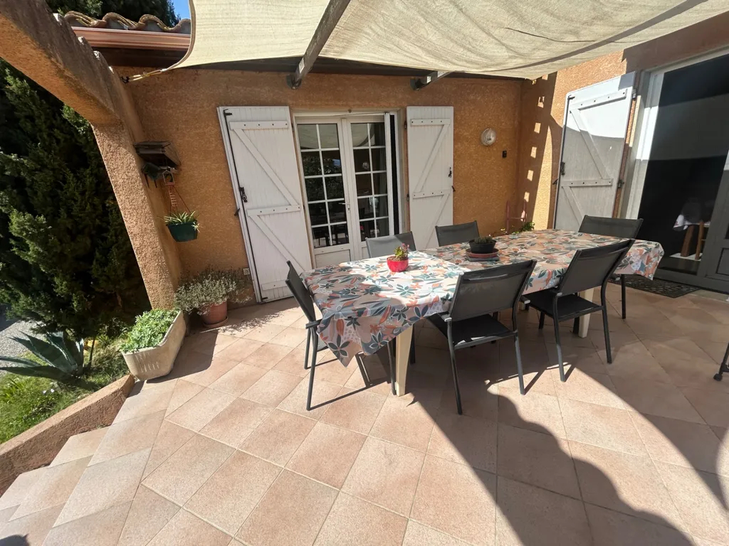 Photo Maison Pepieux 5 pièce(s) 143 m2 image 2/6