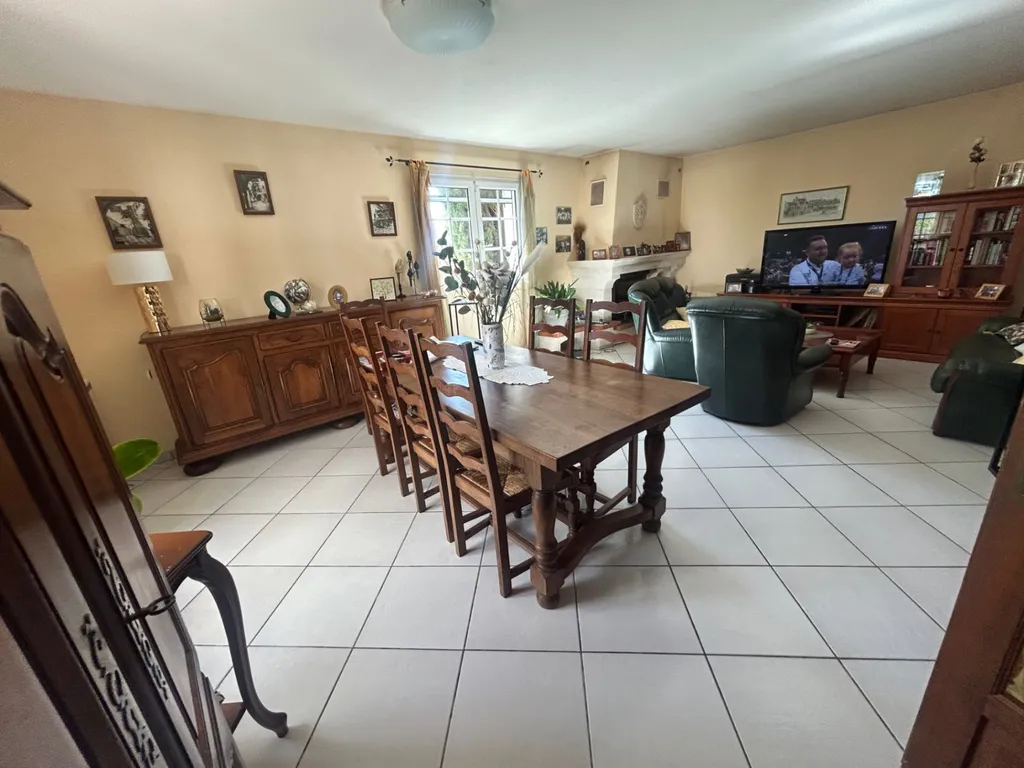 Photo Maison Pepieux 5 pièce(s) 143 m2 image 5/6