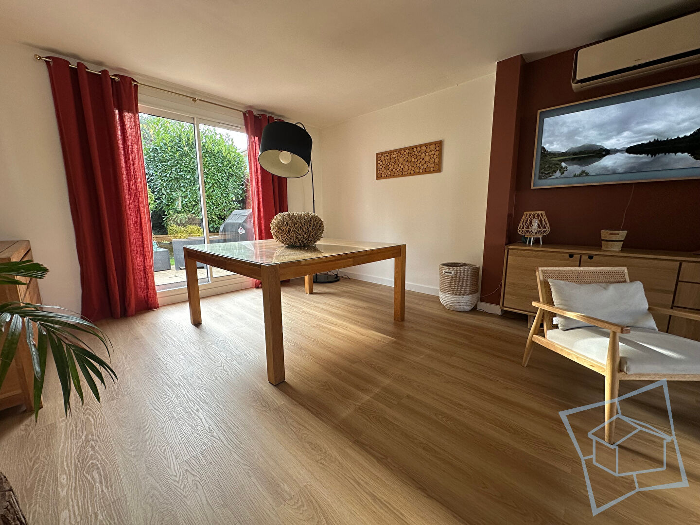 Photo MAISON VOISINS LE BRETONNEUX - 8 pièce(s) - 161.6 m2 image 5/6