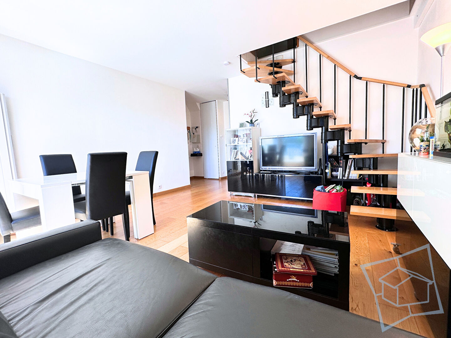 Photo Duplex Voisins Le Bretonneux 4 pièce(s) 70m2 / 89m² utiles image 3/6