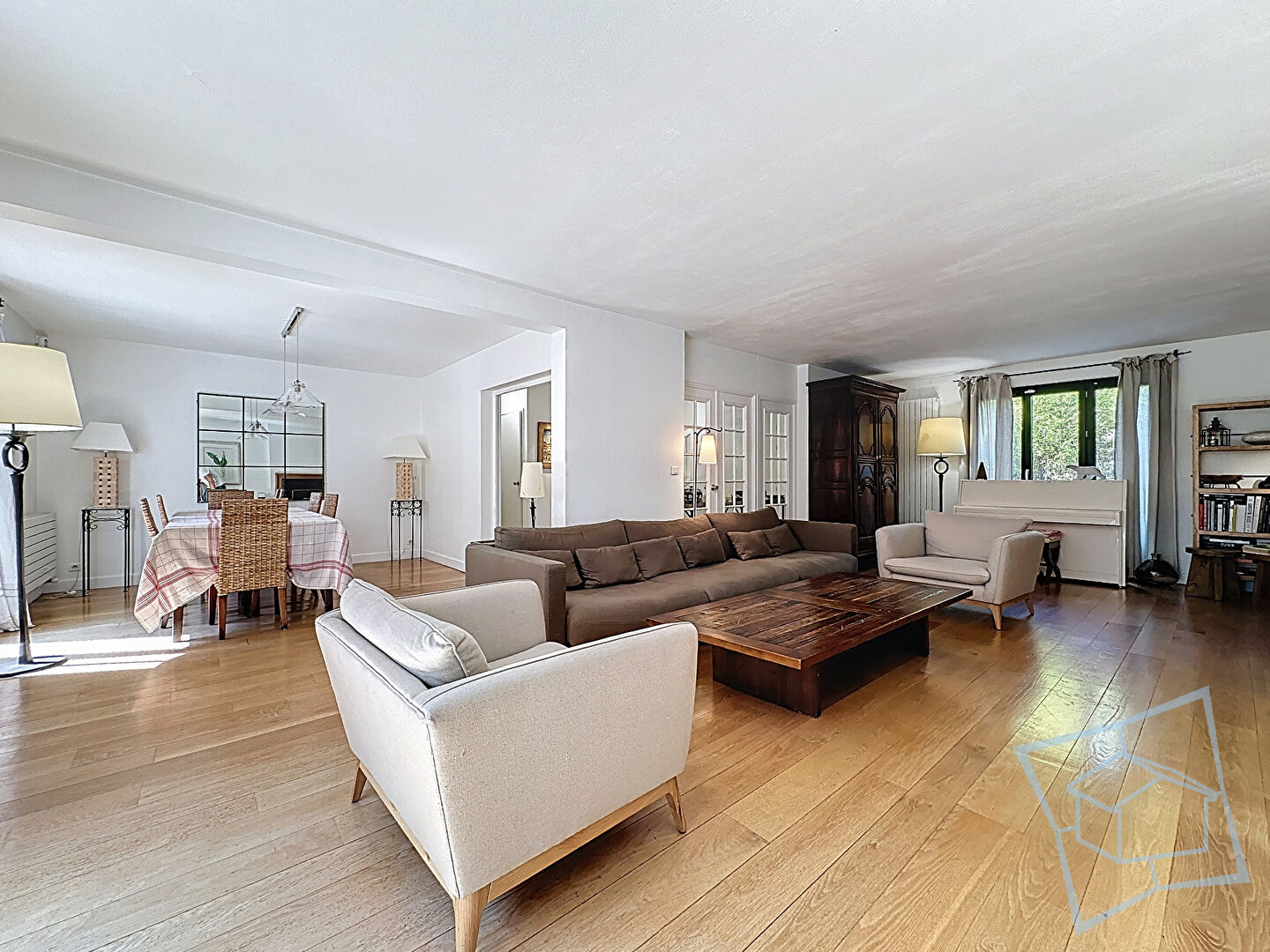 Photo Maison Port Royal - Voisins - 7 pièces 183.85 m2 image 2/6