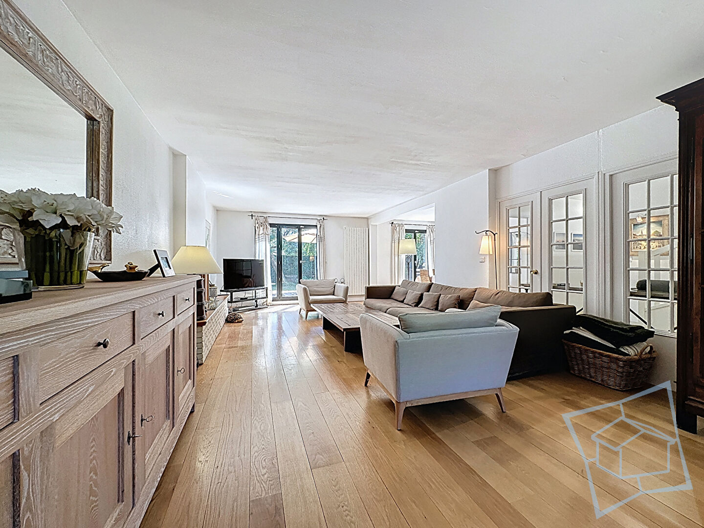 Photo Maison Port Royal - Voisins - 7 pièces 183.85 m2 image 3/6