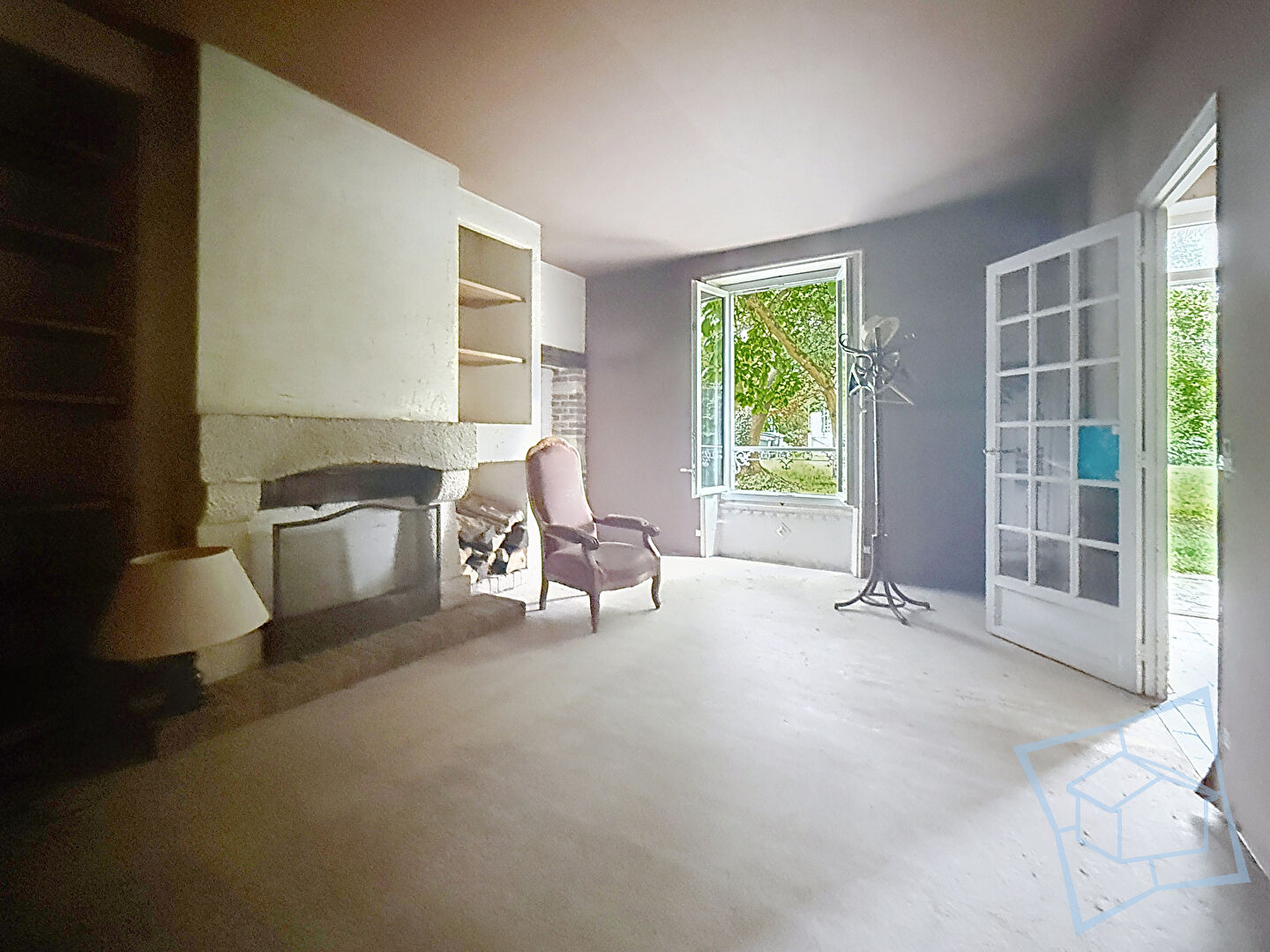 Photo Charmante meulière début XXème avec grange-atelier image 6/6