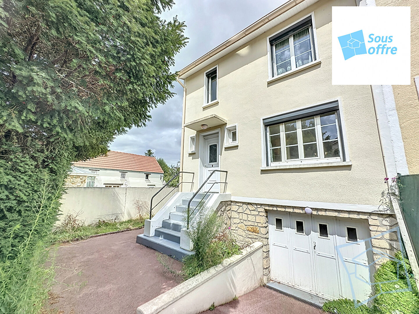 Maison Voisins Village - 68.22 m2 + Sous-sol Total et Atelier indépendant sur Terrain de 500m²