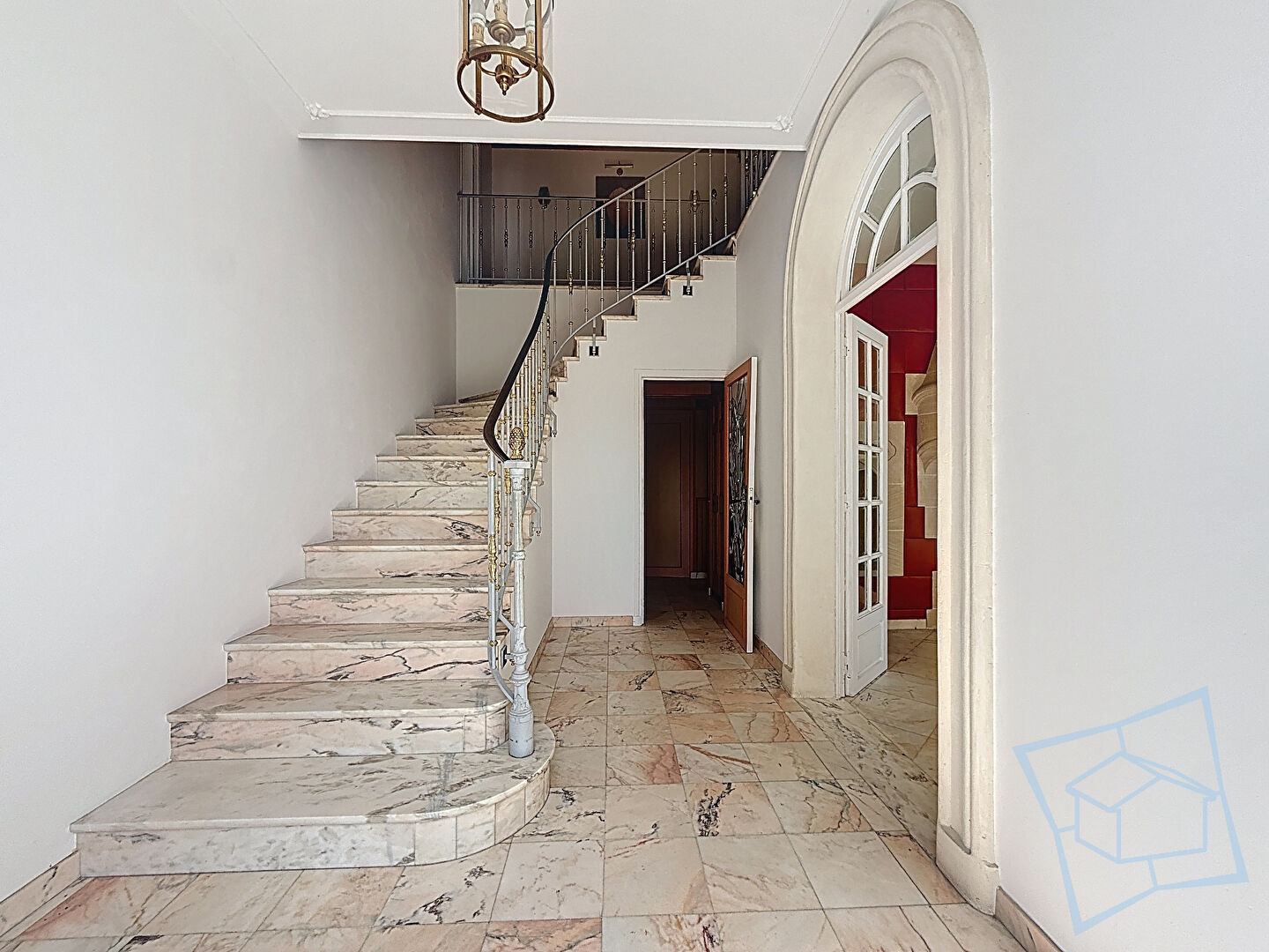 Photo Propriété bourgeoise et maison de gardien image 4/6