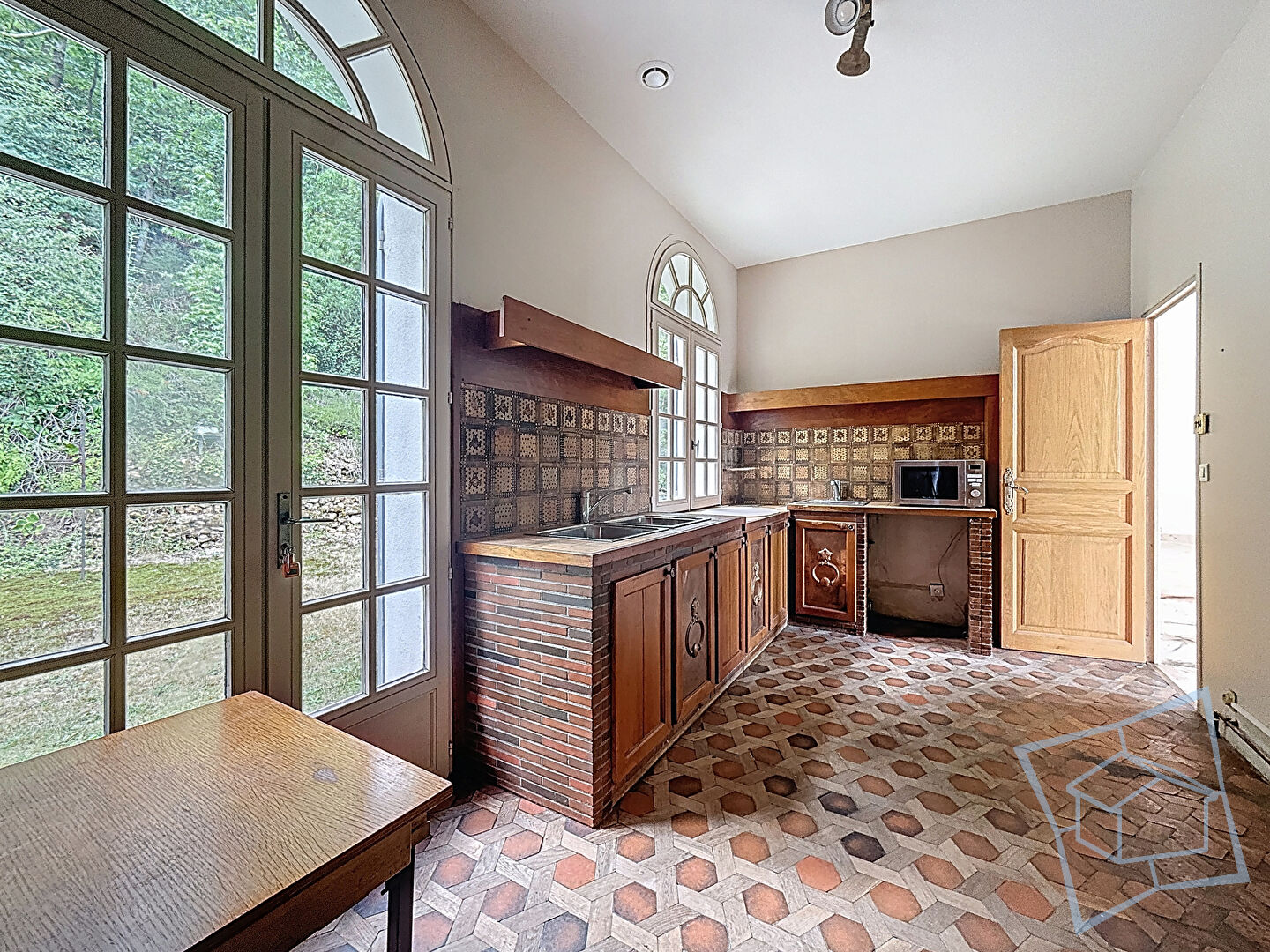 Photo Propriété bourgeoise et maison de gardien image 6/6