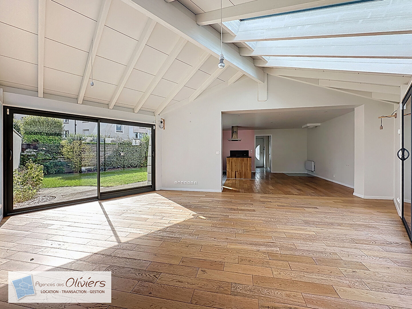 Photo Maison VOISINS -LE-BRETONNEUX 7 pièces 135 M² image 5/6