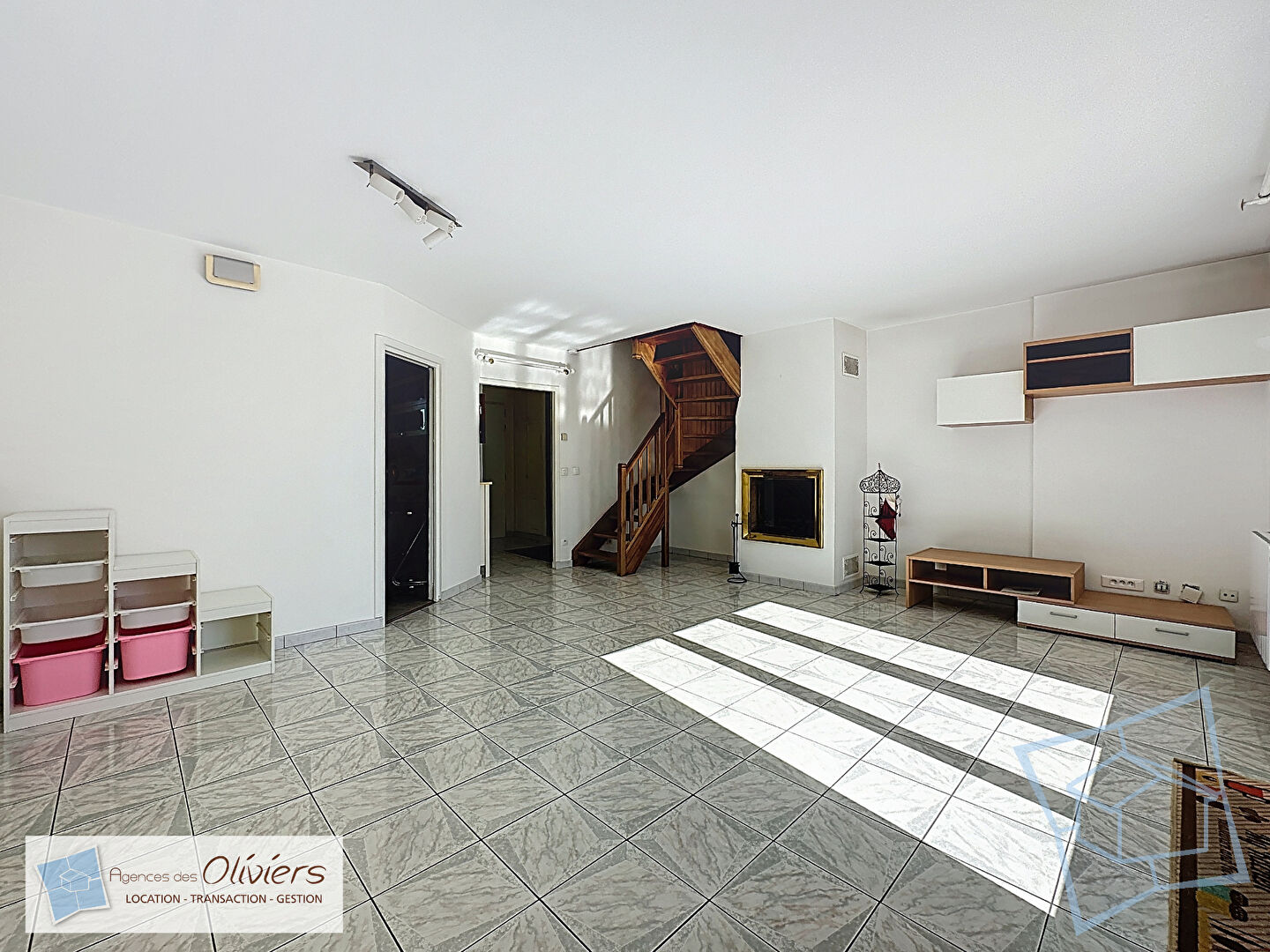 Photo Appartement en Duplex à Voisins Le Bretonneux 4 pièce(s) 87.64 m2 image 2/6